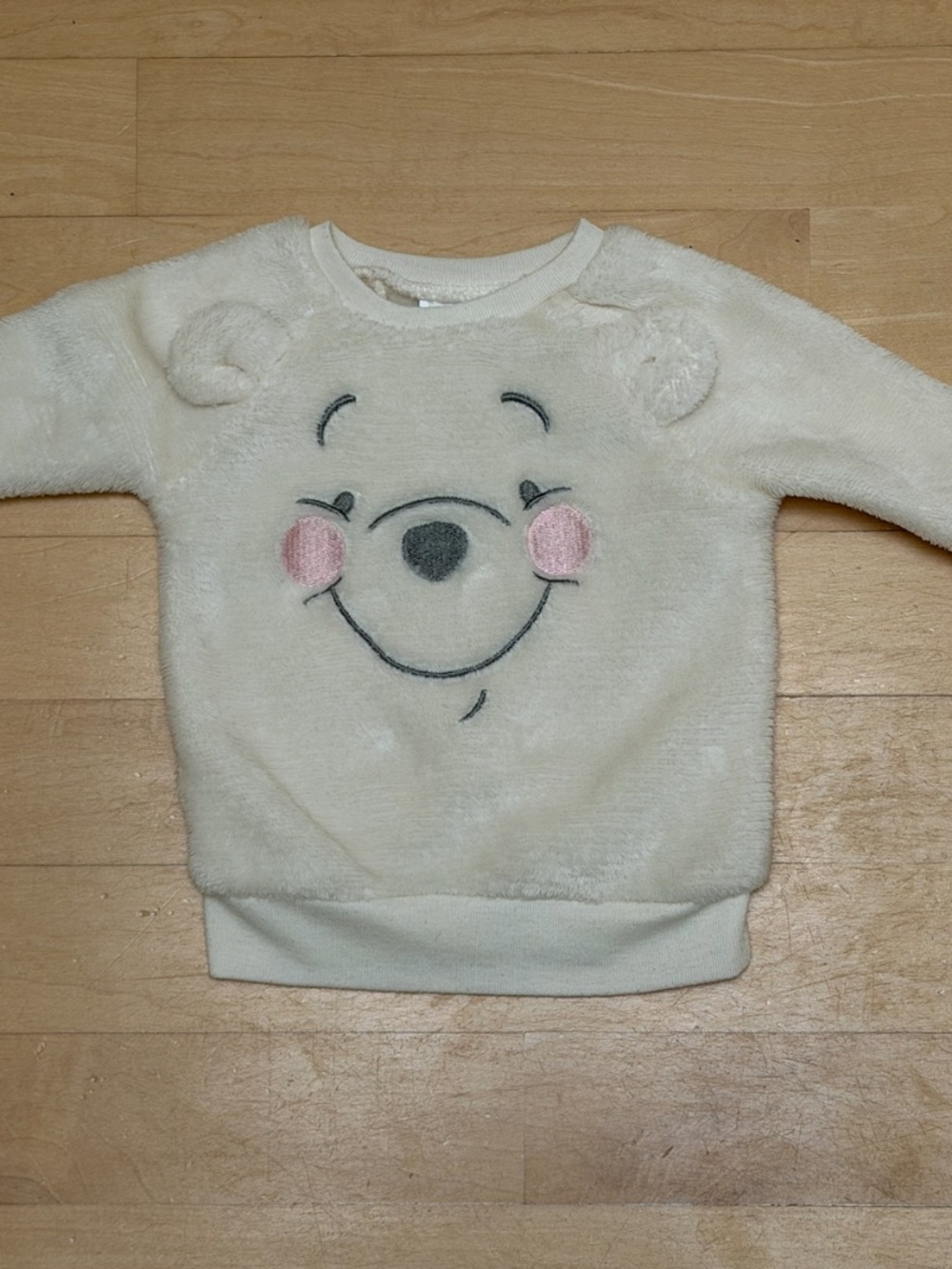 Disney Baby Cream Winnie the Pooh soft Sweatshirt 0-3M NWOT